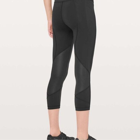 Lululemon Black Pace Rival Crop Full-On Luxtreme 6 - Picture 3 of 14